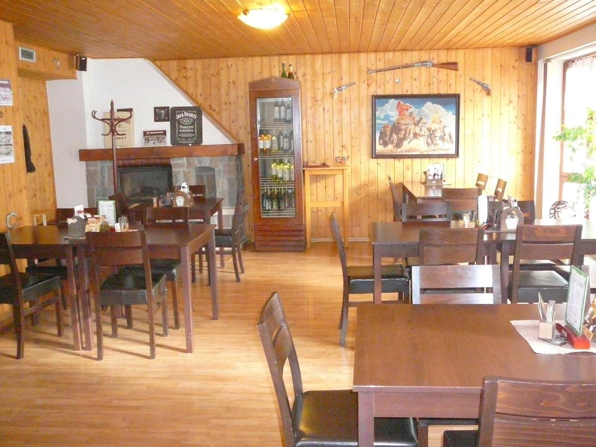 Ubytovani Nad Bisonem 赫林斯科 外观 照片